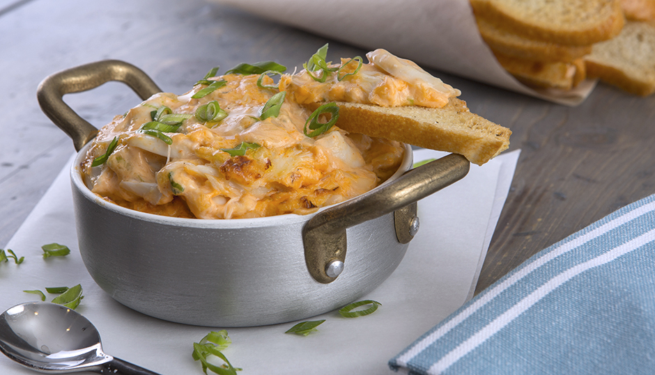 Adams Reserve Cheddar Crab Dip