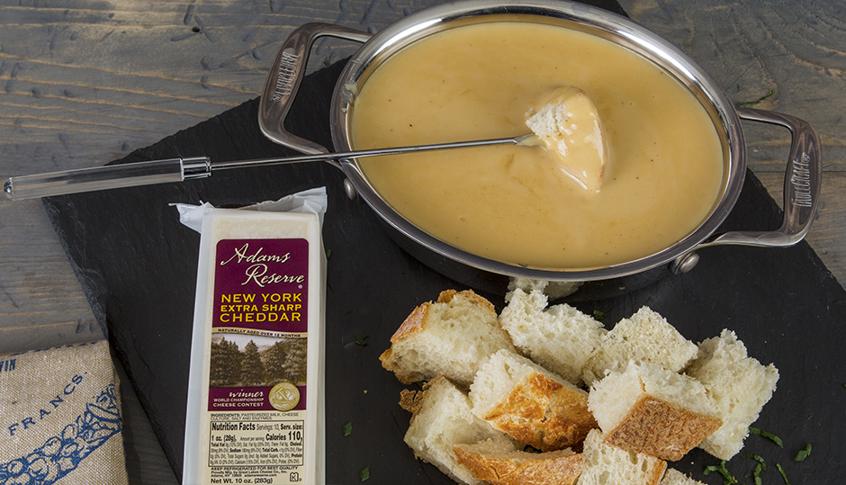 Adams Reserve Cheddar & Beer Fondue